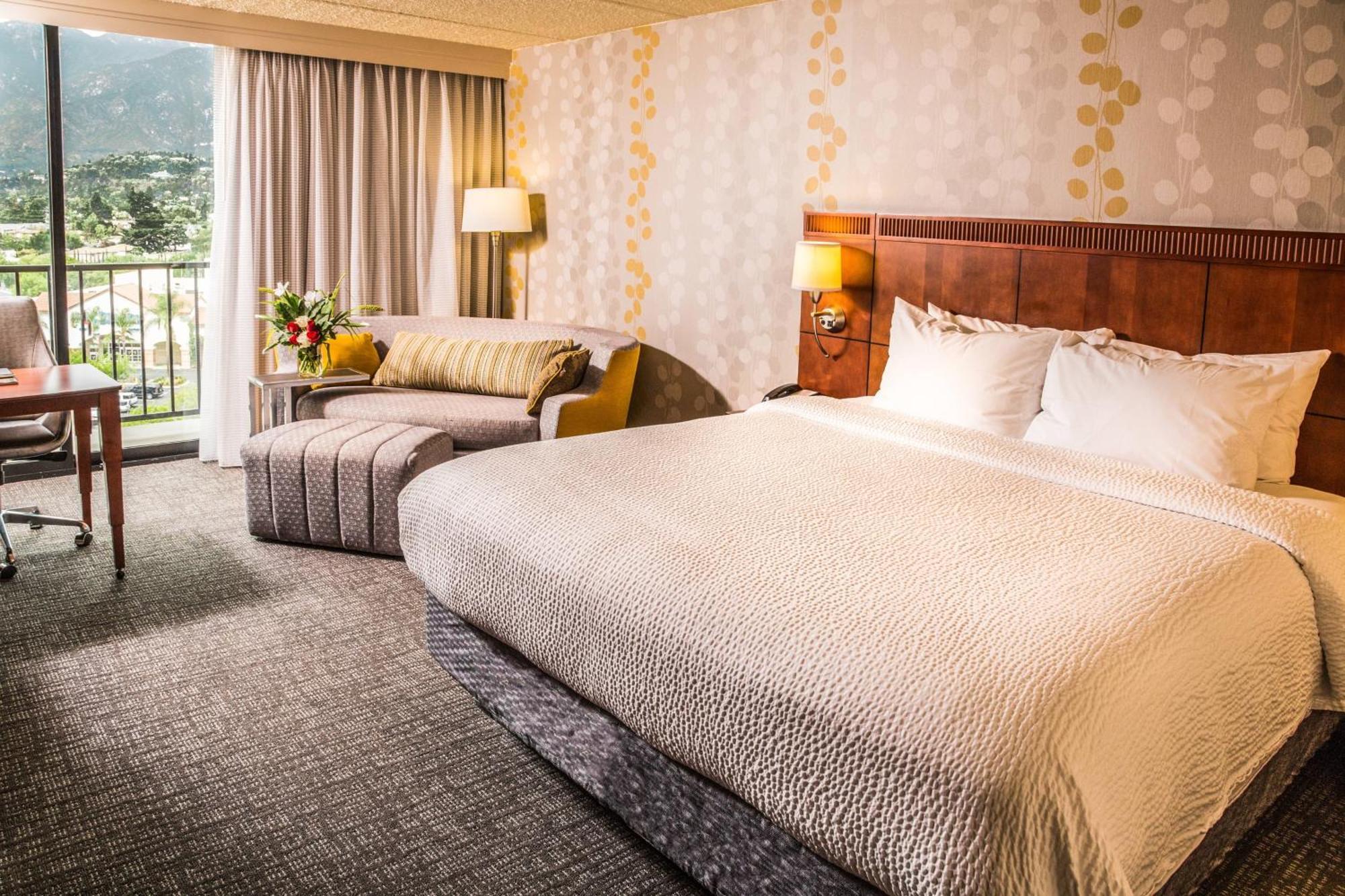 Courtyard By Marriott Los Angeles Pasadena/Monrovia Εξωτερικό φωτογραφία