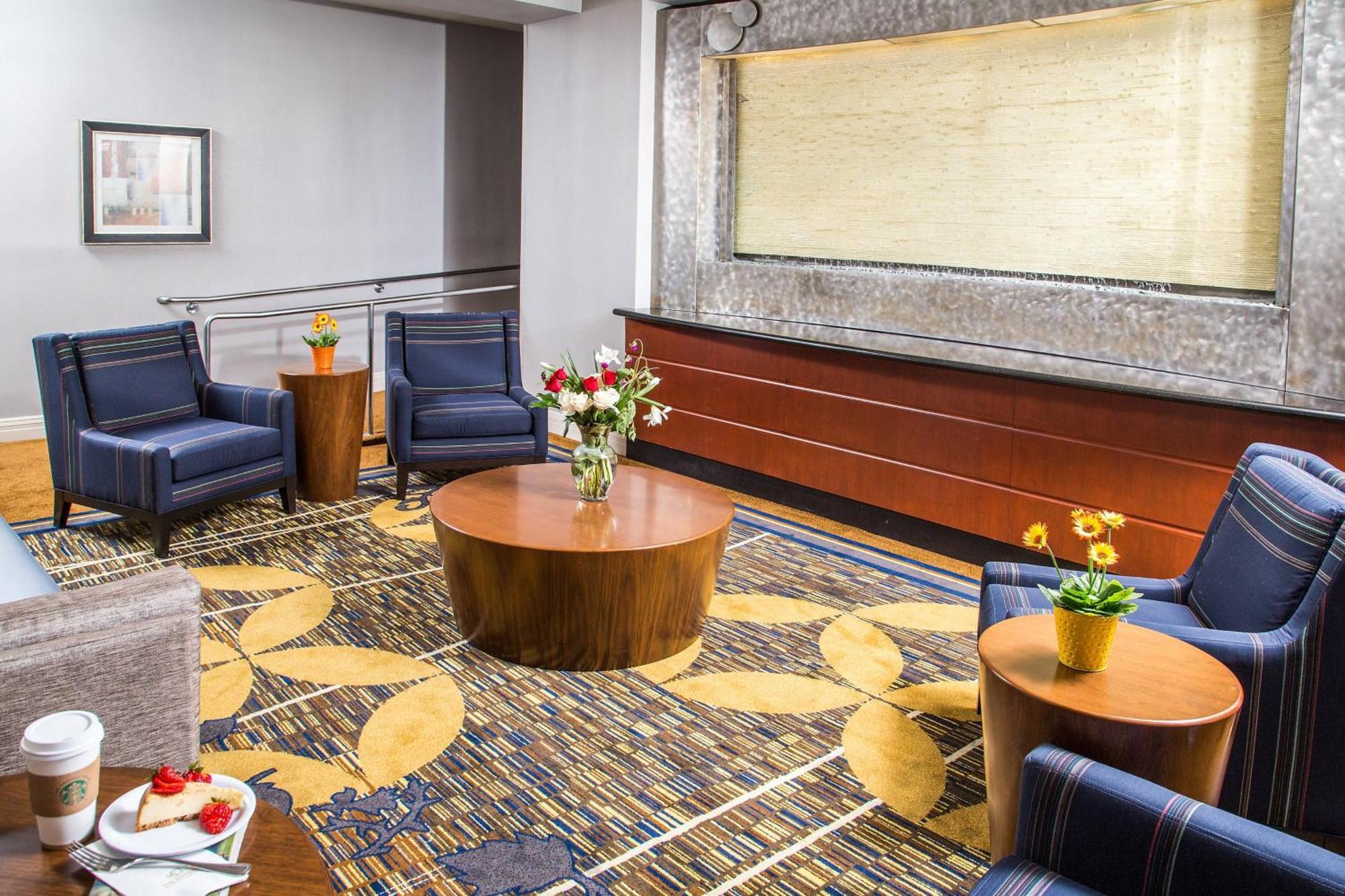 Courtyard By Marriott Los Angeles Pasadena/Monrovia Εξωτερικό φωτογραφία