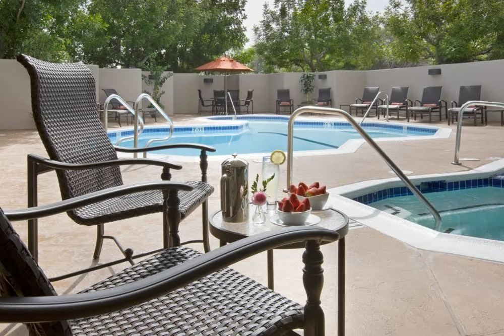 Courtyard By Marriott Los Angeles Pasadena/Monrovia Εξωτερικό φωτογραφία